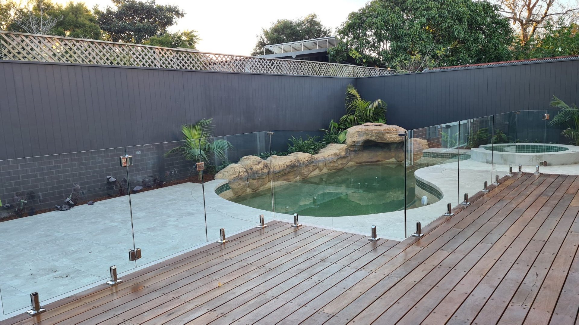 Frameless Glass Pool Fence, Croydon - Glass Fence Supplies